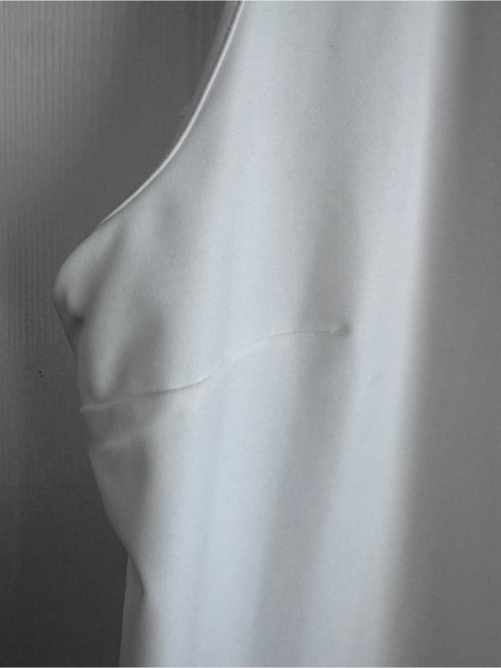 NWT Jude Connally White Sleeveless V-Neck Stretch Top XL - Picture 6 of 8